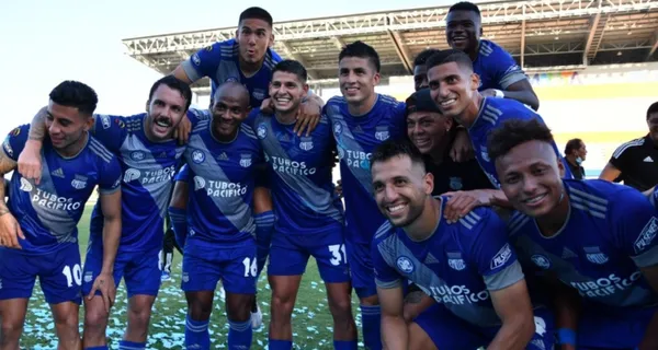 Emelec lo tuvo entre sus planes por pedido de Ismael Rescalvo, pero les hizo el feo y ahora tiene propuestas pero no tan convincentes como la del Bombillo