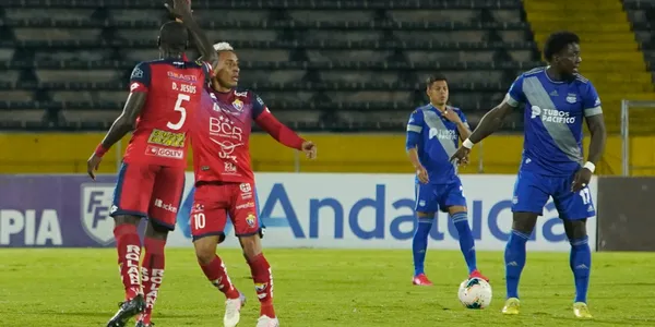 Emelec no pudo sostener el resultado contra El Nacional en el Olímpico Atahualpa