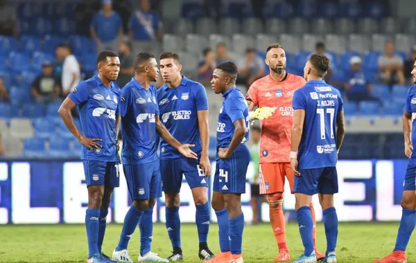 Emelec se encuentra en un hotel a los alrededores de Tababela y tiene pensado alargar su estancia por si el partido se suspende