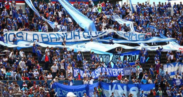Emelec tiene todas las intenciones de volver a tener hinchas en el estadio Capwell pero por la desorganización les cerrarron las puertas. Desde el COE Nacional se refirieron al tema y mira la condición que tiene para aceptar nuevamente el 50% de aforo