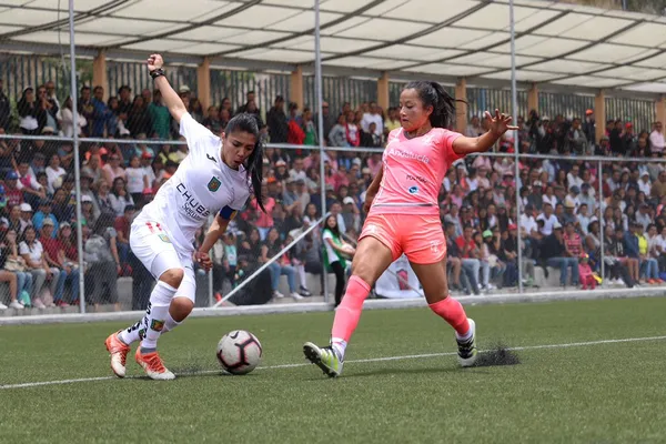 En Deportivo Cuenca hay una goleadora de casta, que tiene 42 goles en la temporada y esta noche juega la final ante Ñañas