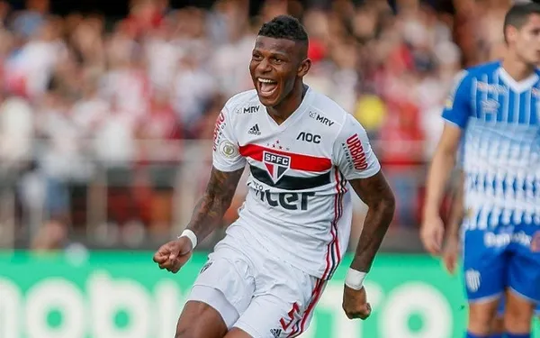 En el entrenamiento, el ecuatoriano hizo un golazo