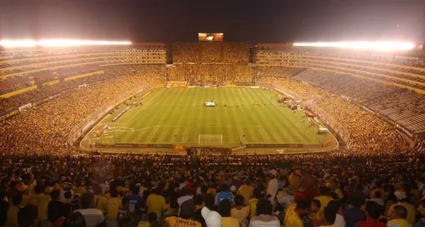 En el estadio Monumental se evidenció que no se respetó el aforo permitido