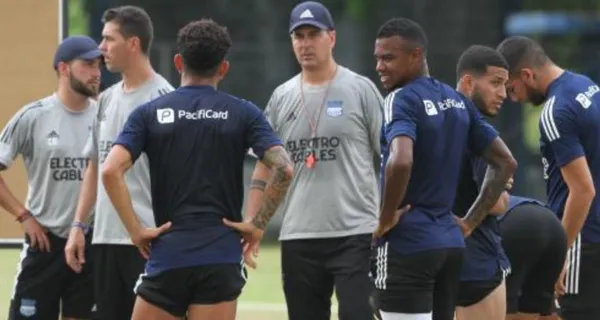 En entrenamiento de Emelec volvió a aparecer un jugador que ya lo daban por descartado