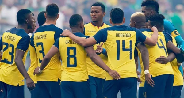 En la Tri tienen como condición que juegue, caso contrario pueden prescindir de sus servicios par el Mundial de Qatar