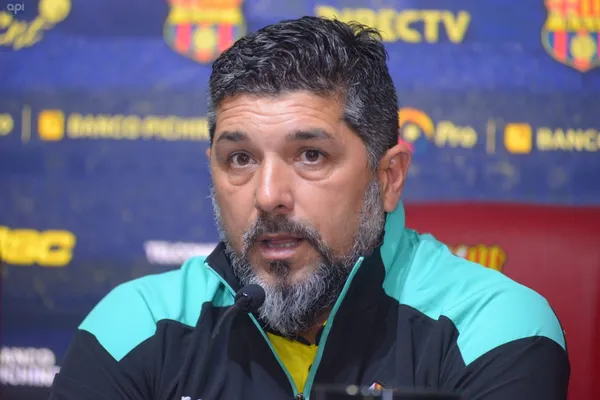 En su mejor momento Ramos sacó al Kitu y Billy Arce