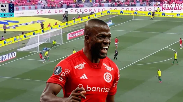 Enner Valencia con al camiseta del Inter de Porto Alegre.