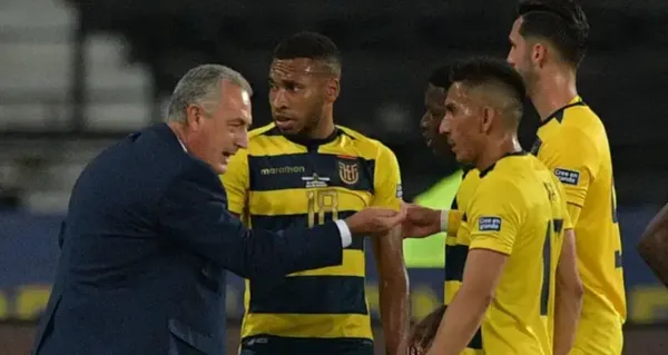 Es jugador no está totalmente bien en la parte física, pero le tiene confianza Gustavo Alfaro para ser seleccionado en la Tri para Qatar