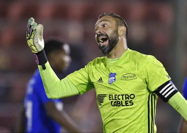 Esteban Dreer quedó desafectado de Emelec para el 2020