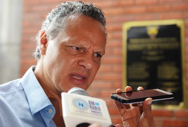 Esteban Paz se refirió a las declaraciones de Neme expresando que el título del 2010 fue ganado con un jugador con otra idéntidad