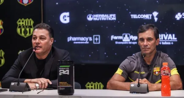 Fabián Bustos está haciendo méritos para salir de Barcelona SC