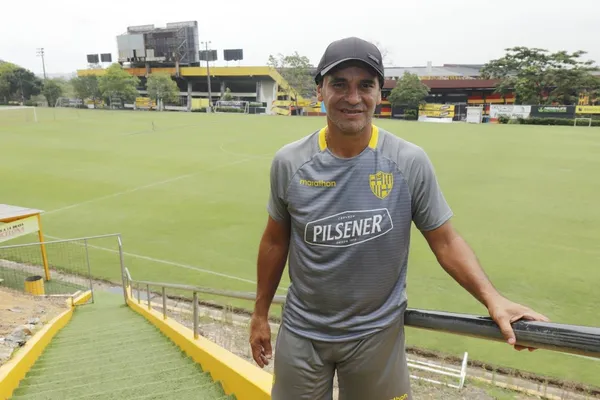 Fabián Bustos justifica los errores de sus jóvenes jugadores