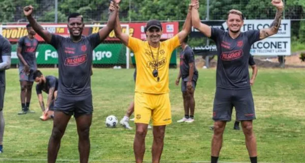 Fabián Bustos regresa a Barcelona SC y con ello varios jugadores deberán cambiar de actitud, caso contrario podrían estar saliendo del equipo