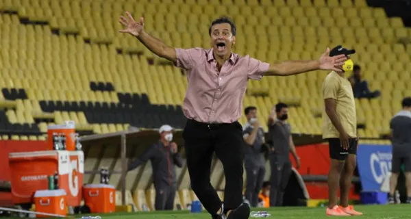 Fabián Bustos termina su contrato en Barcelona SC y aunque no prefiere hablar del futuro, desde la directiva lo apoyan 100% por lo que podrían renovarlo y con nuevas condiciones