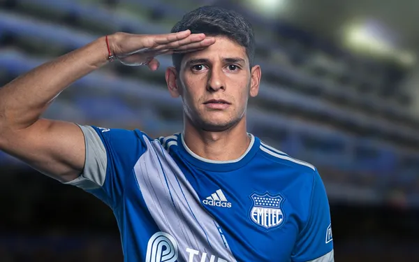 Facundo Barceló habló de los detalles del penal que falló ante Barcelona SC