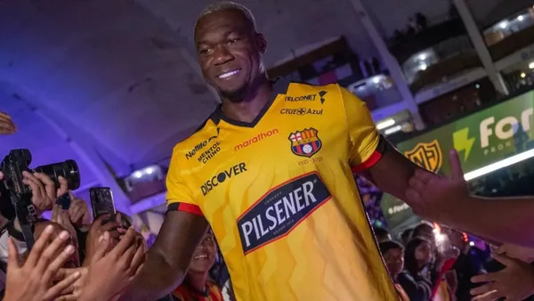 Felipe Caicedo en la Noche Amarilla de Quito / Foto tomada de: API
