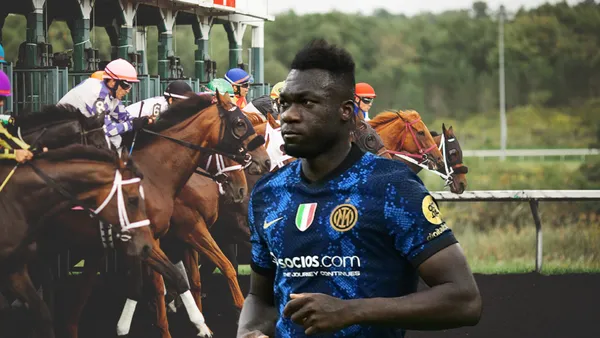 Felipe Caicedo en una carrera de caballos