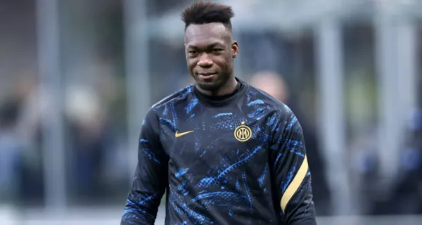 Felipe Caicedo está sin equipo y por lo pronto las ofertas no han sido oficializadas. En lugar de entrenar y prepararse, esto hace el ecuatoriano