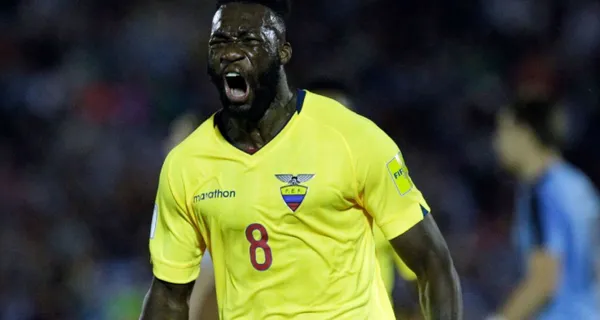 Felipe Caicedo no pasa por su mejor etapa futbolística y hoy el karma le pegó