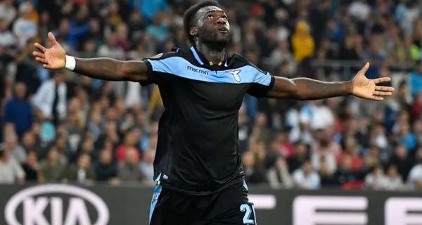 Felipe Caicedo sonó para ser delantero del Inter de Milán, pero Lazio lo valoró demasiado y conoce cómo le convencieron para quedarse una temporada más