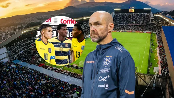 Félix Sánchez preocupado viendo a Kendry Páez, Robert Arboleda y Gonzalo Plata