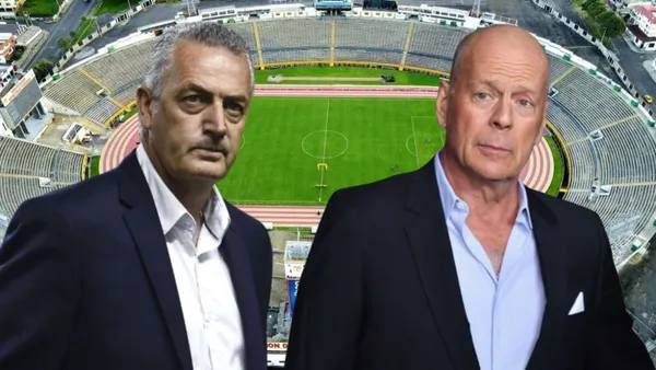 Félix Sánchez y Bruce Willis (Foto tomada de: Extra/El Telégrafo/La Tercera)