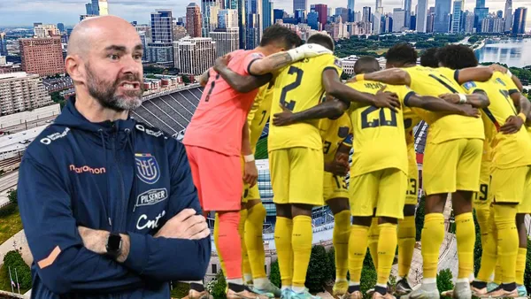Félix Sánchez y la selección ecuatoriana en Soldier Field (Foto tomada de: Wikipedia/FEF/Primicias)