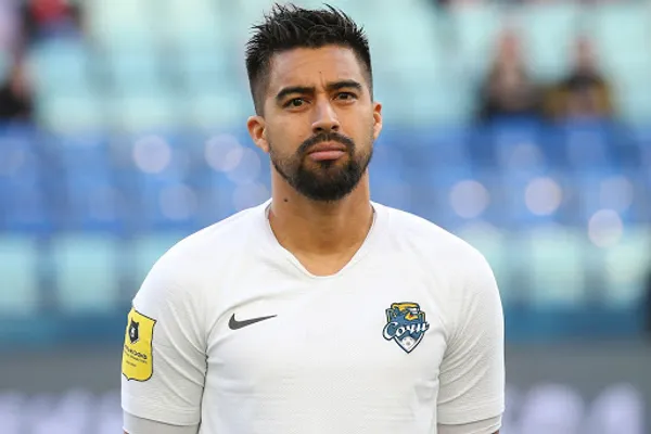 FIFA dispone reducción de los sueldos