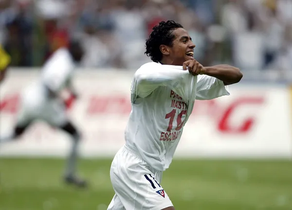 Franklin Salas no fue el único jugador ecuatoriano que tuvo que ponerle fin a su carrera por las lesiones