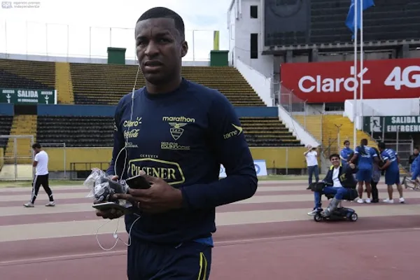 Frickson Erazo, ex defensa de Barcelona SC, también tiene otra faceta además de jugador y gana mucho mejor