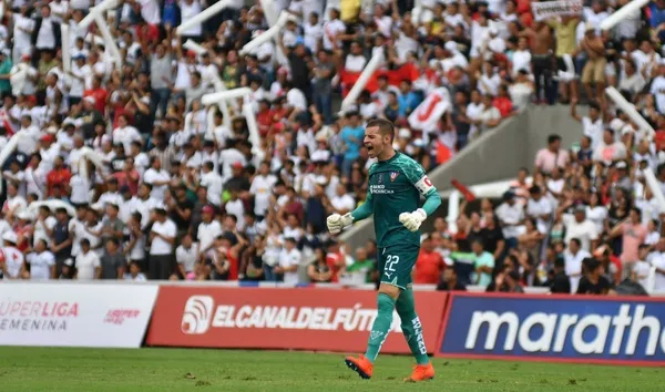 Gabba volvió a lucirse con los albos