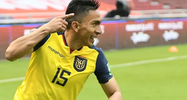 Generó preocupación el estado en el que llegó Ángel Mena para enfrentar a Brasil