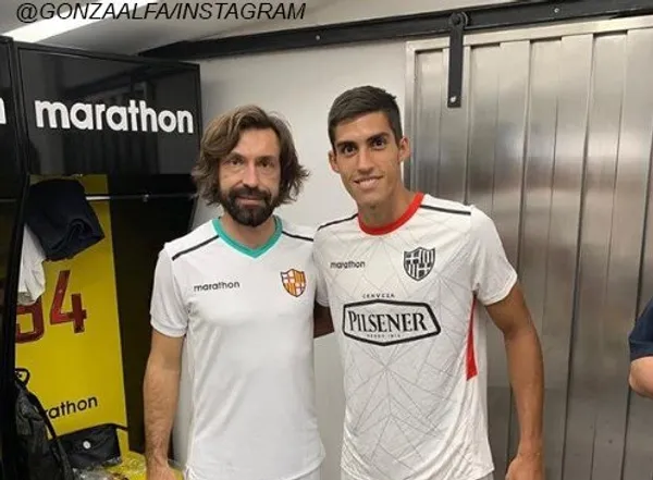 Gonzalo Alfaro Moreno juega para Liga de Portoviejo en Serie B