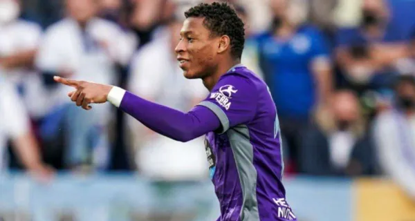 Gonzalo Plata es el jugador más querido en Real Valladolid y el entrenador le tiene mucha fe por lo que le dio un detalle importante