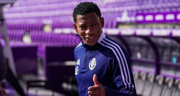 Gonzalo Plata se ganó el cartel de flgura en Real Valladolid en el último compromiso donde también anotó un gol de gran factura y se ganó el aplauso de los hinchas por lo que hizo