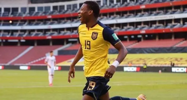 Gonzalo Plata volvió a ser suplente en la selección ecuatoriana pero realizó una gran jugada que seguramente Gustavo Alfaro lo considerará para ser titular