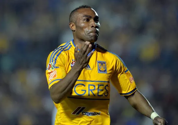 Guerrón está en la mira en México