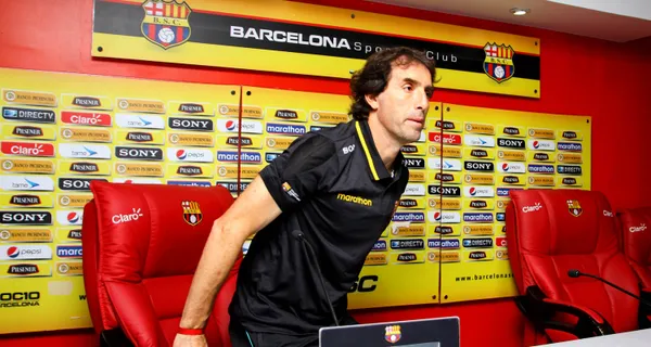 Guillermo Almada aún es recordado en Barcelona SC y los hinchas consideran que es quien puede darle otra identidad de juego, distinta a la de Fabián Bustos pero ¿Qué tan factible es traerlo de vuelta a Ecuador?