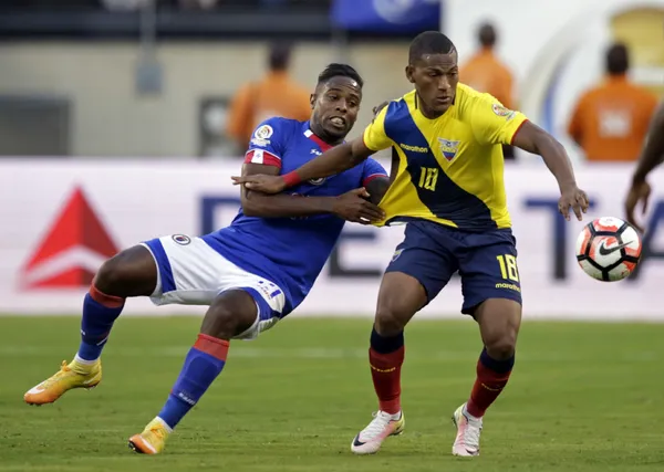 Gustavo Alfaro, destaca la garra de este jugador Ecuatoriano.