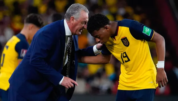 Gustavo Alfaro envió un contundente mensaje a sus jugadores por la poca eficacia