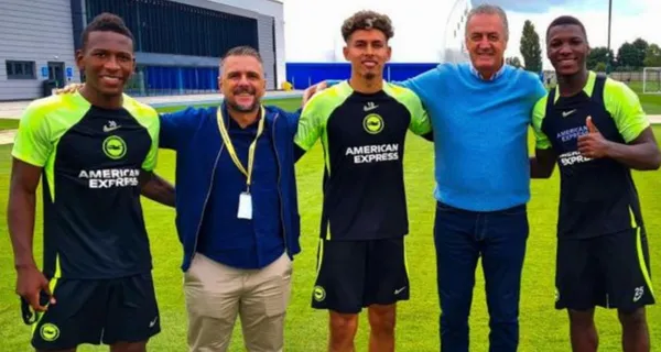 Gustavo Alfaro estuvo presente en el entrenamiento de Brighton, donde se encuentran los ecuatorianos Pervis Estupiñán, Moisés Caicedo y Jeremy Sarmiento