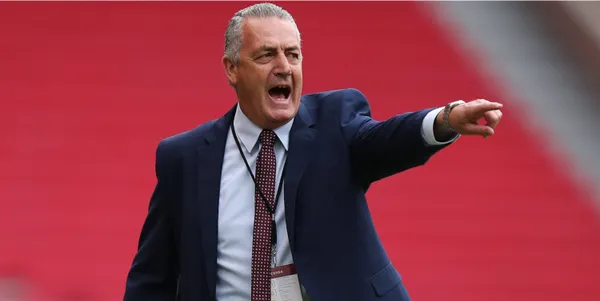 Gustavo Alfaro fue claro con los aficionados de la Selección Ecuatoriana