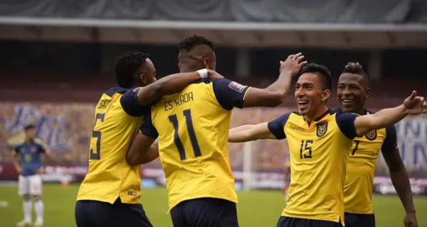 Gustavo Alfaro todavía no ha llegado a definir el once de la selección ecuatoriana y cuida todos los aspectos para medirse a Brasil