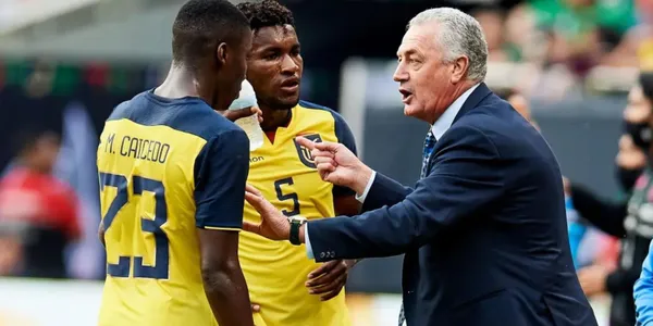 Gustavo Alfaro habló con la FIFA y reveló la razón por la que llama a jugadores jóvenes