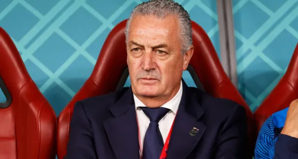 Gustavo Alfaro reapareció y tiene un nuevo trabajo mientras que se define si seguirá o no como entrenador de la Selección Ecuatoriana