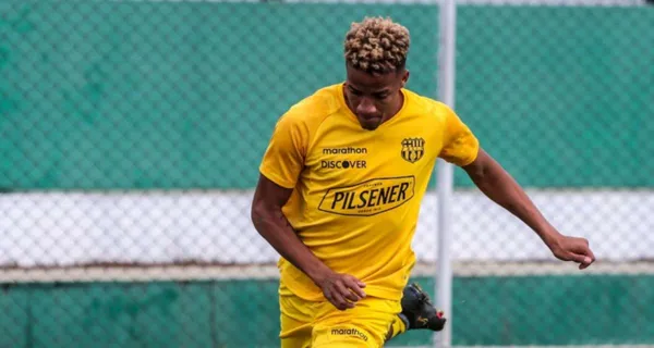 Gustavo Alfaro se refirió al llamado tan esperado de Byron Castillo y admitió que desde su llegada consultó por su situación pero ¿Y ahora?