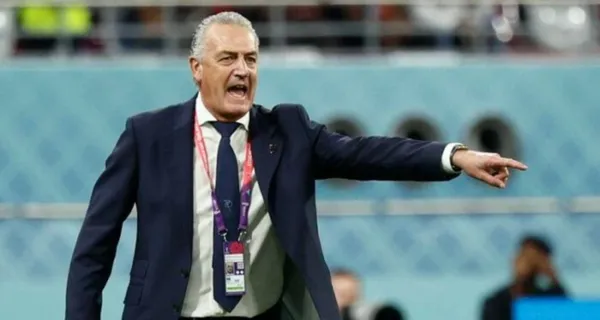 Gustavo Alfaro tiene una condición para seguir siendo el entrenador de la Selección Ecuatoriana pero no es aumento de sueldo