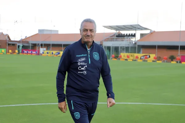 Gustavo Alfaro ya tendría listo el equipo de la Selección de Ecuador para enfrentar a su similar de Bolivia