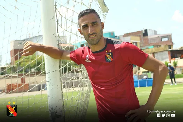 Hernán Pellerano llama la atención con Melgar de Perú