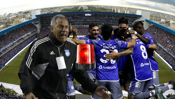 Hernán Torres gritando, alertado por posible salida de un jugador de Emelec. Foto tomada de: Emelec/API